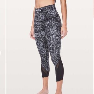 Lululemon Wunder Under Crop II (Special Edition) *Scallop 24"